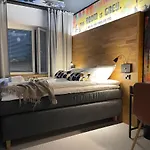 旅馆 Time Nova - Sairaalan Vieressae Jyväskylä