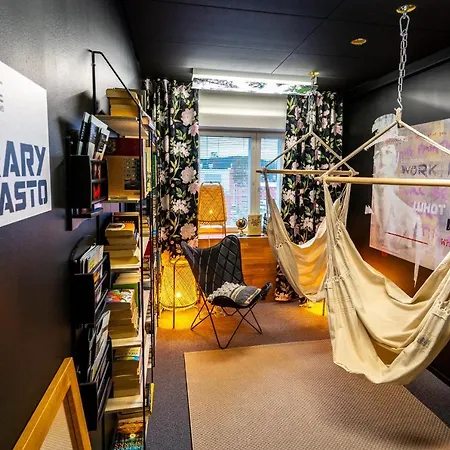 Time Nova - Sairaalan Vieressae Hostel